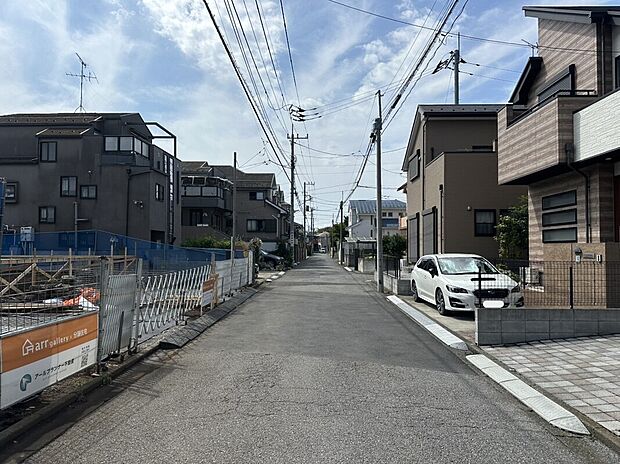 【前面道路含む現地写真】現地(2025年9月)撮影