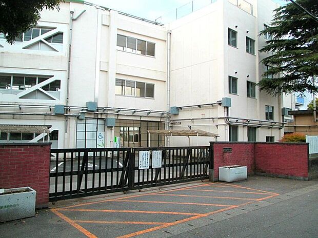 日野第四小学校(約400m)