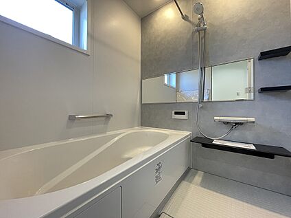 浴室　（同仕様）