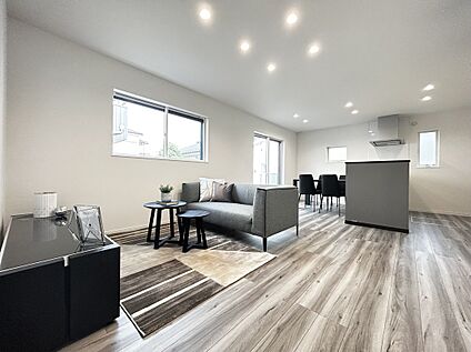 リビング　（同仕様）