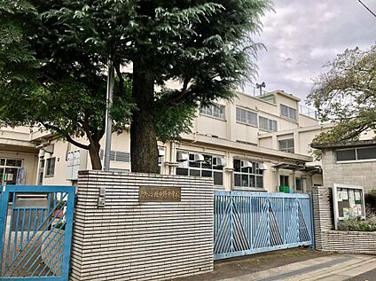北中野中学校 300ｍ