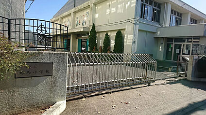 練馬小学校 450ｍ