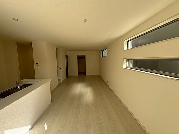 ３ＬＤＫ+２ＷＩＣ+ファミリークローゼットの暮らしやすい間取りです！