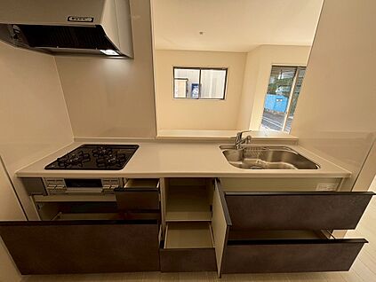 ３口コンロ・浄水器付システムキッチン