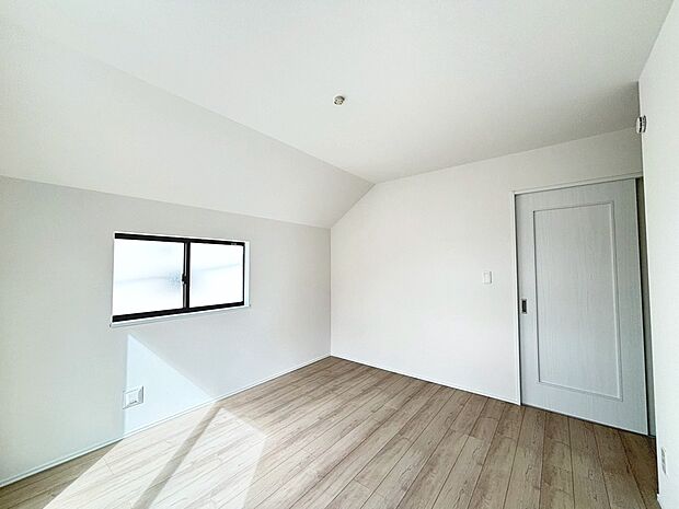 【洋室】本日内覧可能！お家探しを始めてみようと思われたら是非【イエストア】までお気軽にご相談下さいませ♪