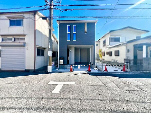 【外観(1号棟)】南海本線「和泉大宮」駅まで徒歩14分!通勤や通学に便利です!