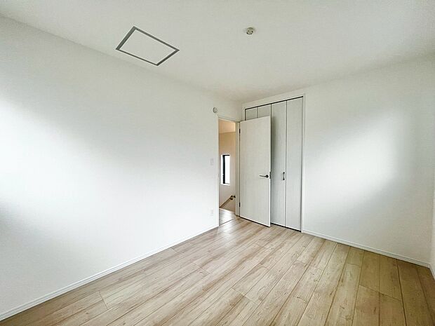 【洋室】【全９区画の内２区画】Ｉ号棟：令和８年１月完成予定、Ｄ号棟：令和８年５月完成予定！いつもで内覧可能ですよ♪お気軽にお問い合わせください！