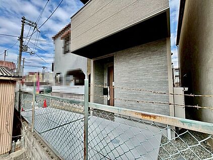 前面道路を含む現地写真