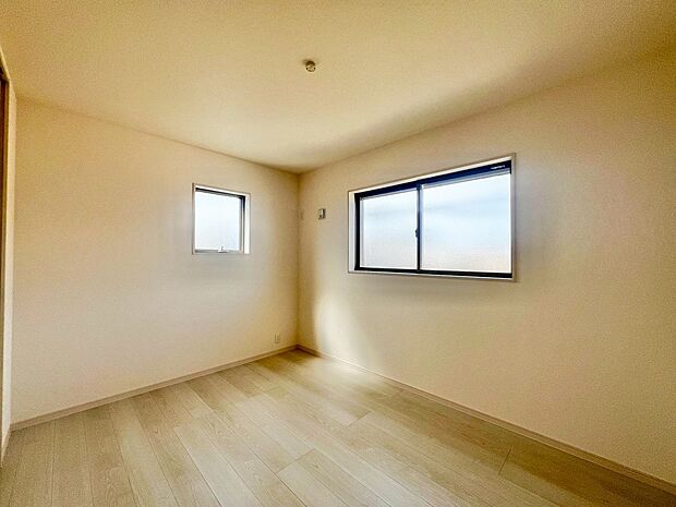 【洋室】内覧予約は当日から承っております!お気軽にお問い合わせ下さいませ♪