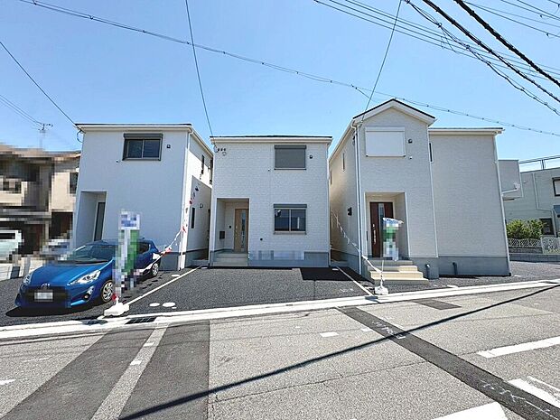 【駐車場(2号棟)】南海本線「高石」駅まで徒歩9分!お出かけに便利な立地です!