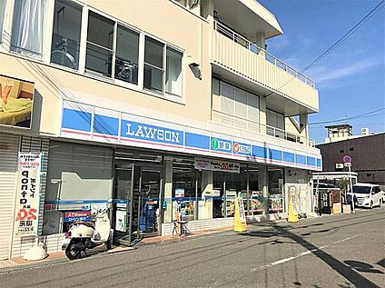 ローソン西山台店 約574ｍ(徒歩８分)