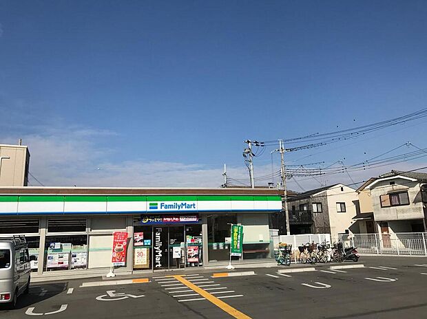 ファミリーマート堺菩提町店