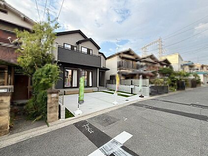 前面道路を含む現地写真