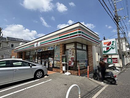 セブンイレブン堺若松台3丁店 約598ｍ(徒歩８分)