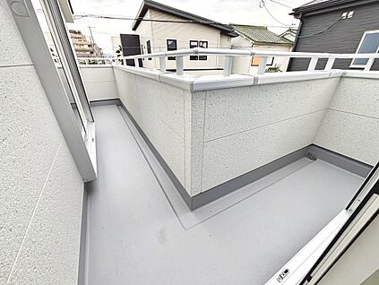 南面バルコニー（２号棟）