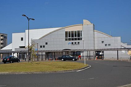 JR山陰本線『綾部駅』 約650m(徒歩約9分)