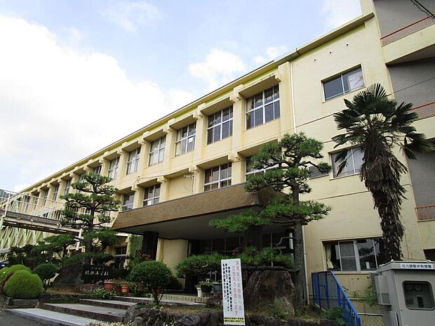 市立綾部小学校