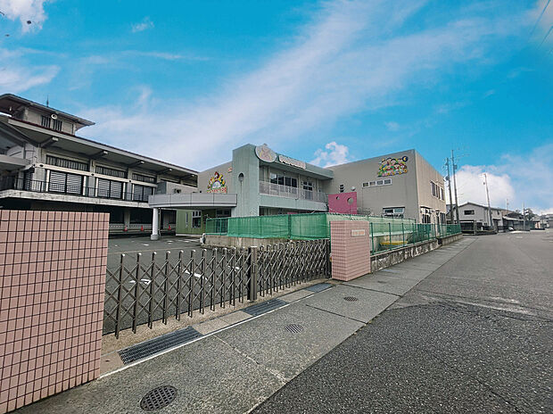 ゆりかご認定こども園（約450m）