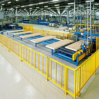 高精度に仕上げられた木質パネル