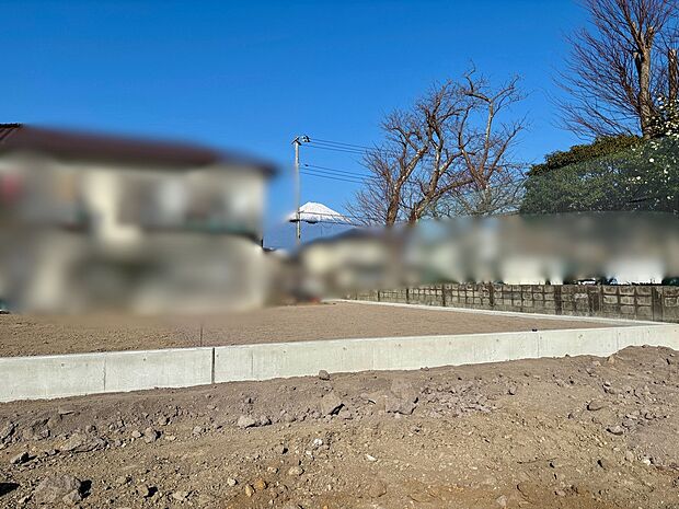 【分譲地から富士山が望めます】※2026年1月撮影　造成工事中