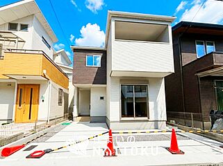 【住まいのNATTOKU】Terrechez　大津市皇子が丘　第１期　全１邸 外観