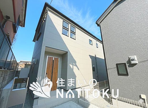 現地写真(街並み)
全2邸
駐車2台可能