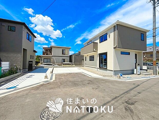 現地写真(街並み)
全11邸
駐車3台可能