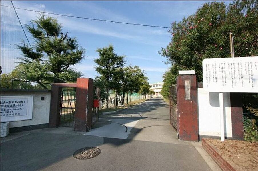 【学校】高石市立高石中学校