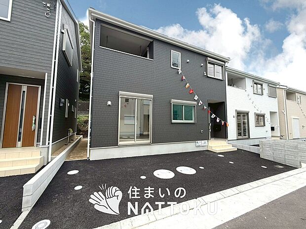 【現地写真(外観)【11号地】】健康被害に配慮したもっとも安全性の高い建材を採用し、シックハウス対策をしております。