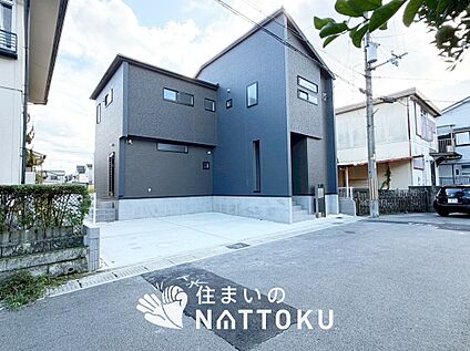 現地写真（前道含む外観）