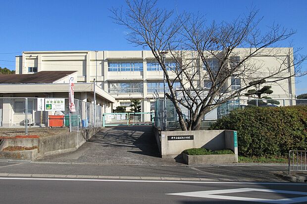 堺市立槇塚台小学校(約1,214m)