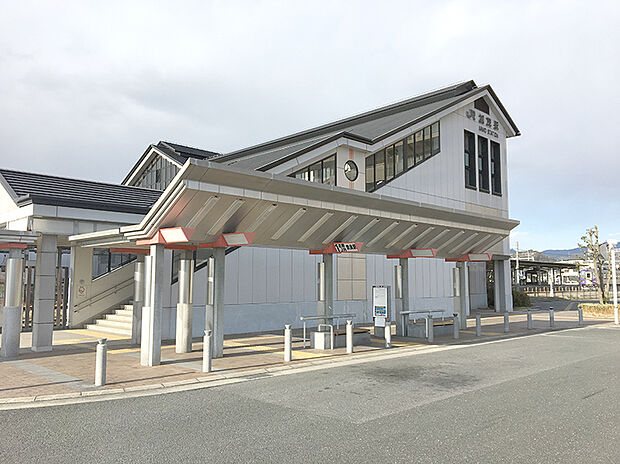JR関西本線「加茂駅」(約240m)