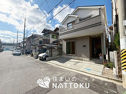 現地写真（前道含む外観）