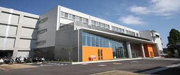 箕面市立第一中学校（約1,380m）