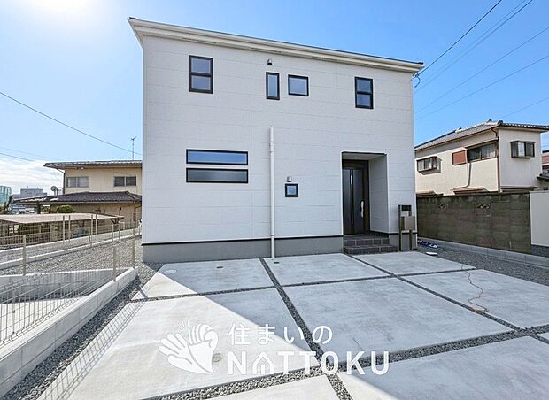 【現地写真（外観）【２号地】】健康被害に配慮したもっとも安全性の高い建材を採用し、シックハウス対策をしております。