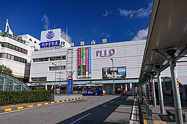 JR阪和線「和歌山駅」(約1,920m)