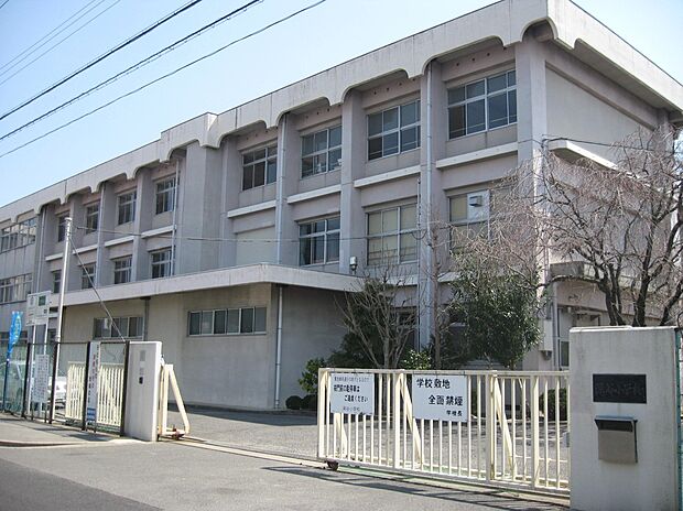 城陽市立深谷小学校（約510m）