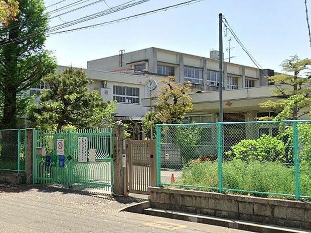 京田辺市立草内小学校（約500m）