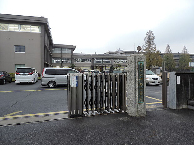 守山市立河西小学校（約1,800m）