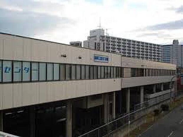 南海泉北線「泉ケ丘」（約2,400m）