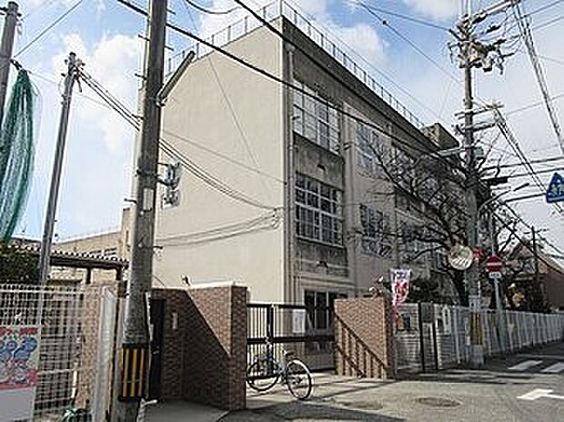 東大阪市立楠根小学校（約90m）