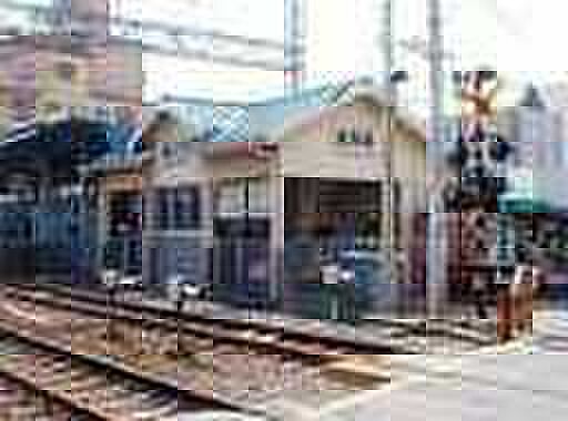 南海本線「鶴原駅」（約720m）