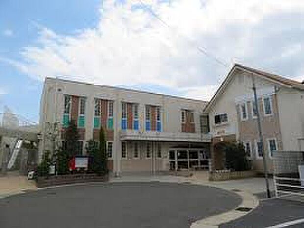 ひいらぎこども園（約320m）