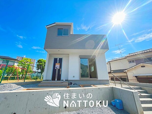 【現地写真（外観）【１号地】】健康被害に配慮したもっとも安全性の高い建材を採用し、シックハウス対策をしております。