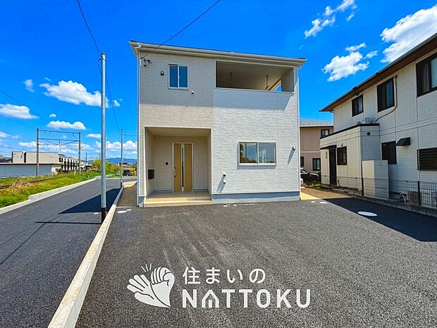 【現地写真(街並み)】耐震等級最高「3」取得で基準の1.5倍の性能・耐震強度で安心できます。
