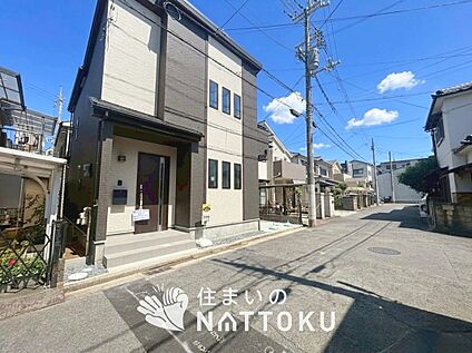 現地写真（前道含む外観）