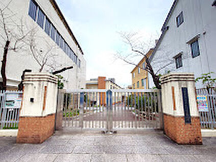 京都市立乾隆小学校 330ｍ(徒歩5分)
