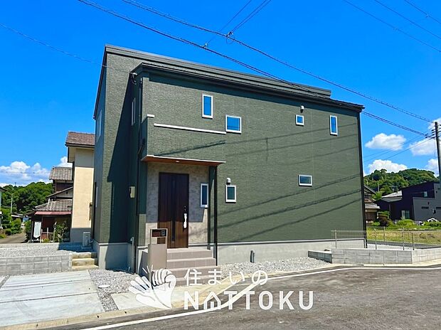 【現地写真（街並み）】住宅性能表示制度で４分野６項目で最高等級取得で安心できます。
