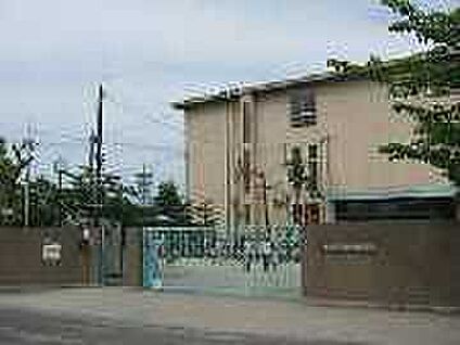 枚方市立中宮小学校 310ｍ(徒歩4分)