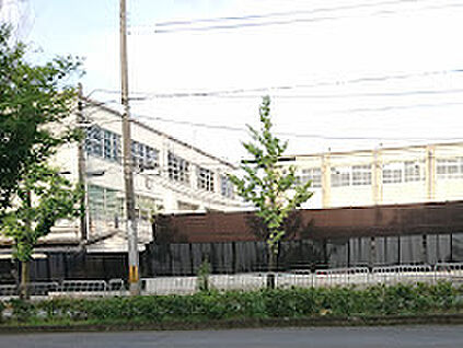 京都市立旭丘中学校 1000ｍ(徒歩13分)
